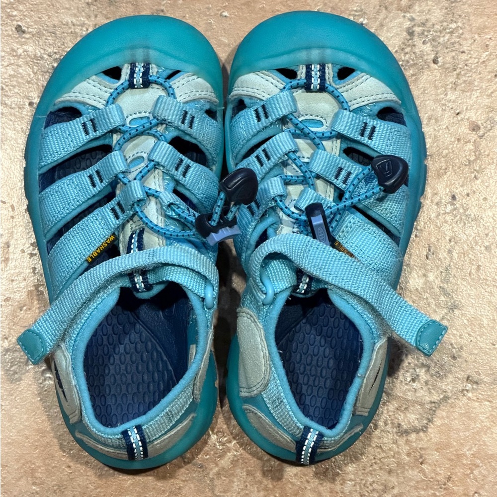 Keen Little Kids 12 Newport H2 Sandal Quick Dry Washable Rugged Hybrid Unisex